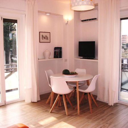Bright Apartment Κάλιαρι Εξωτερικό φωτογραφία
