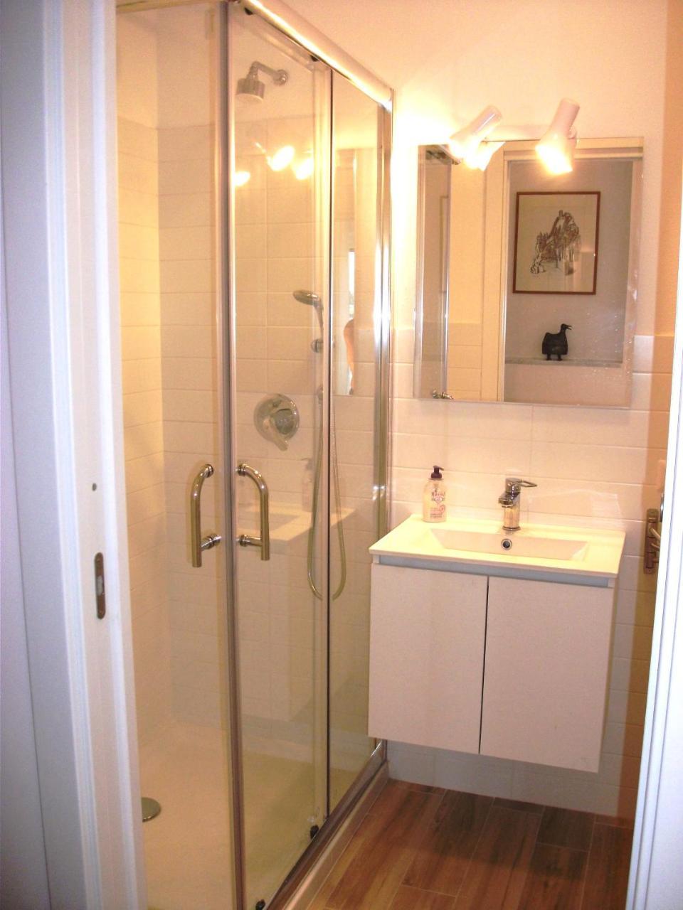 Bright Apartment Κάλιαρι Εξωτερικό φωτογραφία